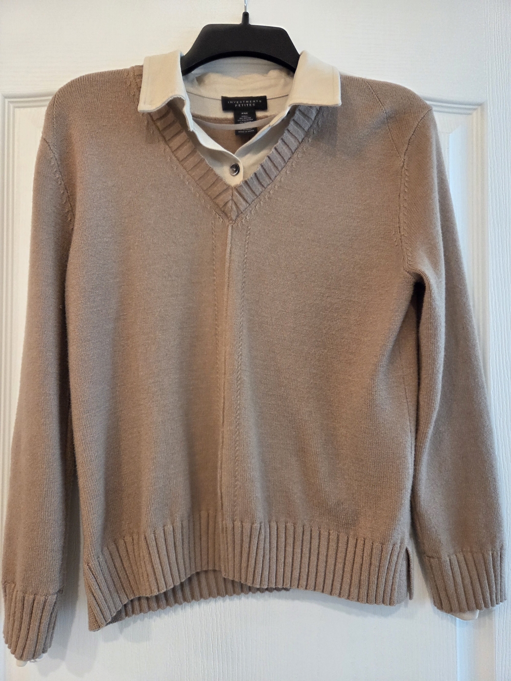Investments Women’s V-Neck Sweater in Light Tan